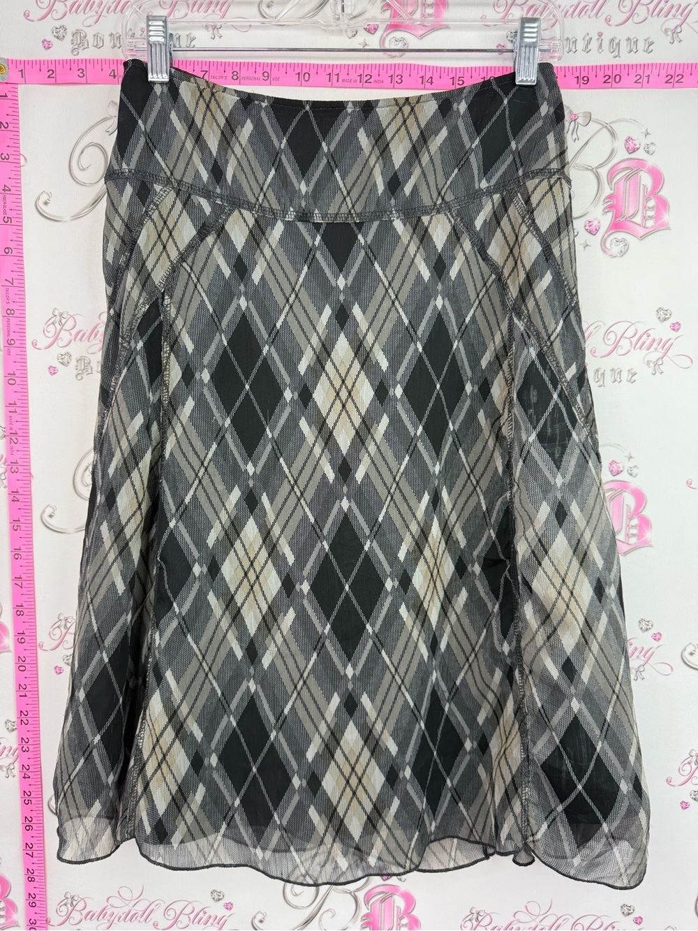 Reitmans skirt plaid stripes Black and Gray Plaid A-Line Skirt
